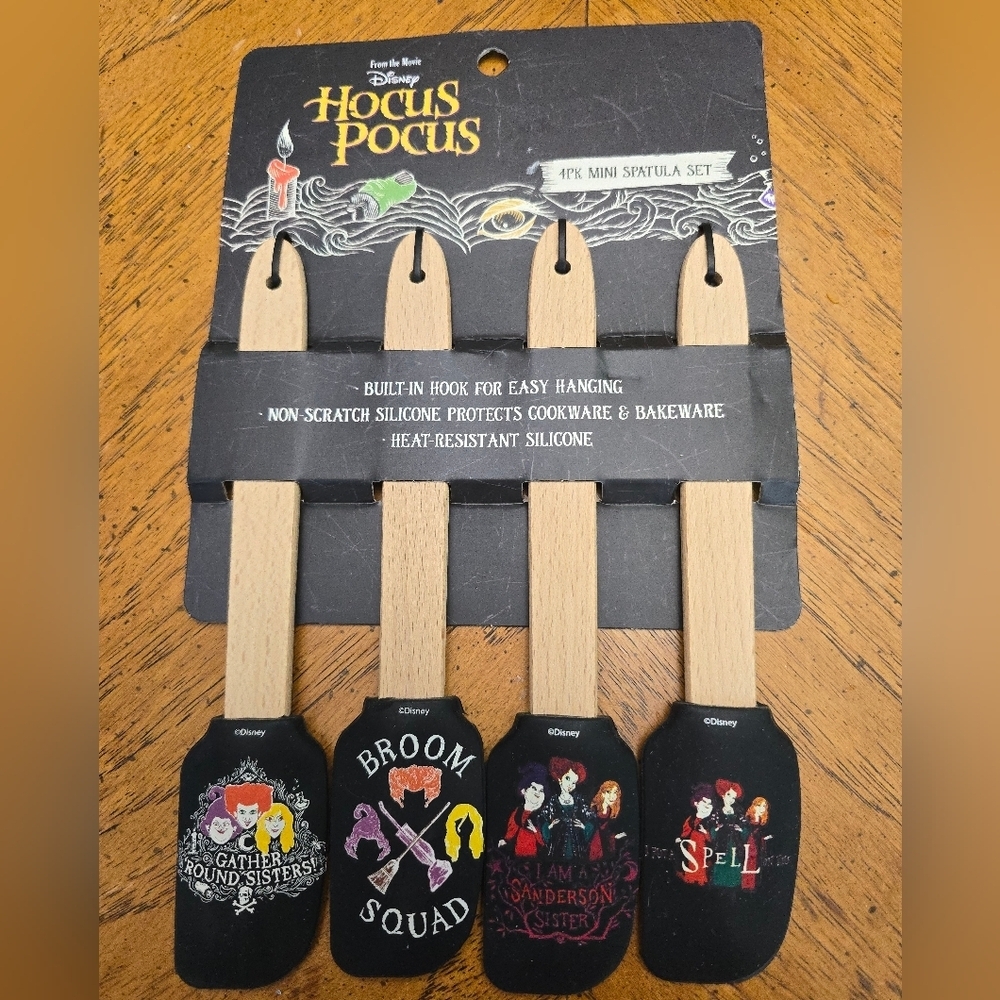 Disney Hocus Pocus Sanderson Sisters Witch Mini Spatula 4 Piece Set NEW